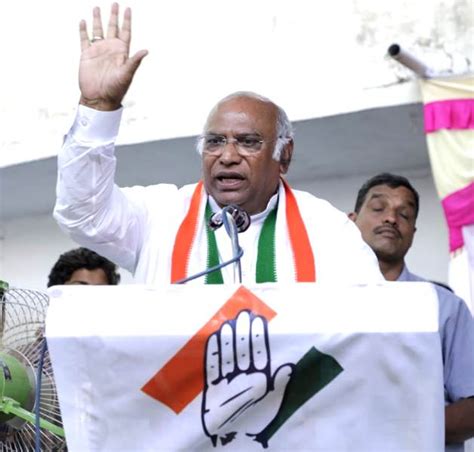 net worth of mallikarjun kharge|Mallikarjun Kharge Biography: Age, Education, Wife,。